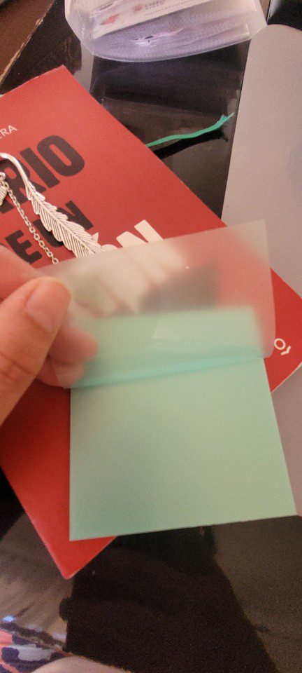 YUBX 300 Pièces Transparent Sticky Notes Lot de 6 blocs Feuilles Notes  Autocollantes,couleur translucide Note imperméable (76 x 50 mm) :  : Fournitures de bureau